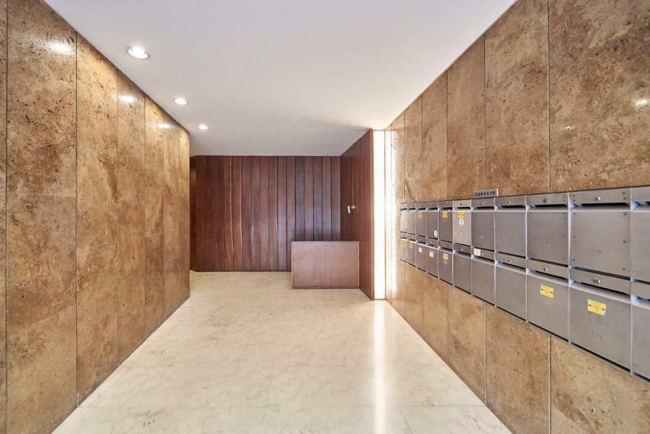 Luxury Apartment In The Most Privileged Lisbon Luaran gambar