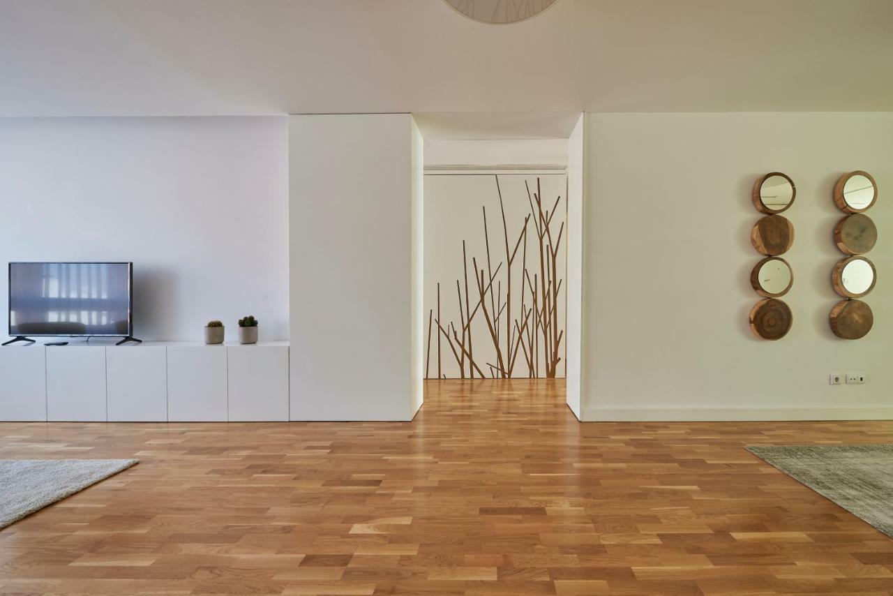 Luxury Apartment In The Most Privileged Lisbon Luaran gambar