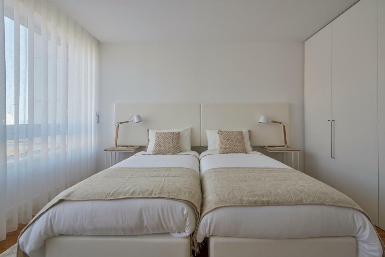 Luxury Apartment In The Most Privileged Lisbon Luaran gambar